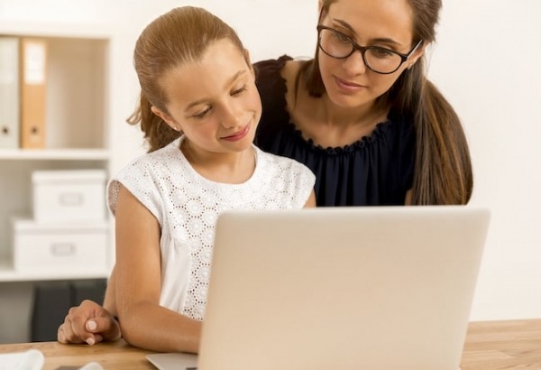 How to help a child with dyslexia at home