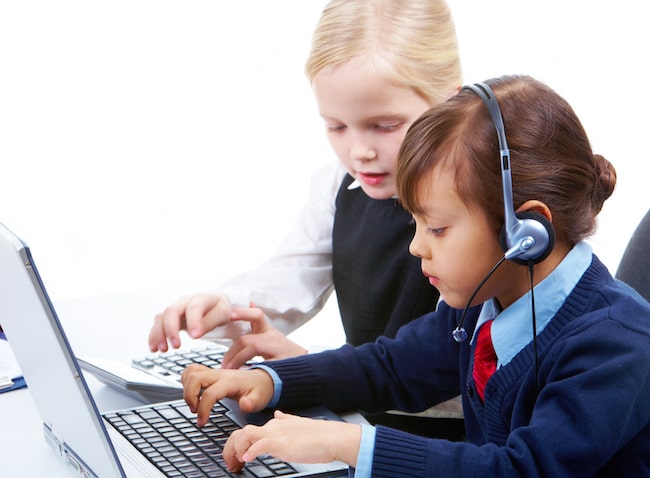 5-jobs-that-require-typing-skills