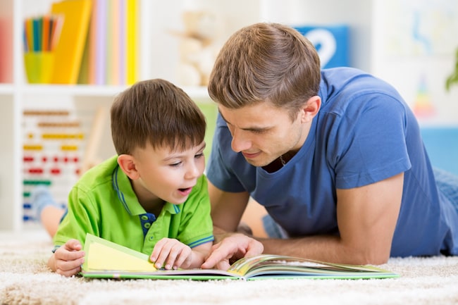 children reading together